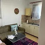 Hotel Dibra Near Center Of 5*