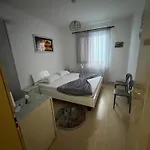 Dibra Near Center Of Hotel 5*