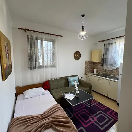 Hotel Dibra Near Center Of