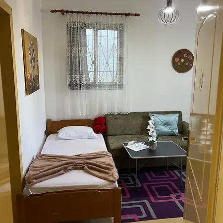 Dibra Near Center Of Hotel