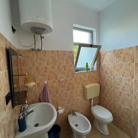 Dibra Near Center Of Hotel 5*