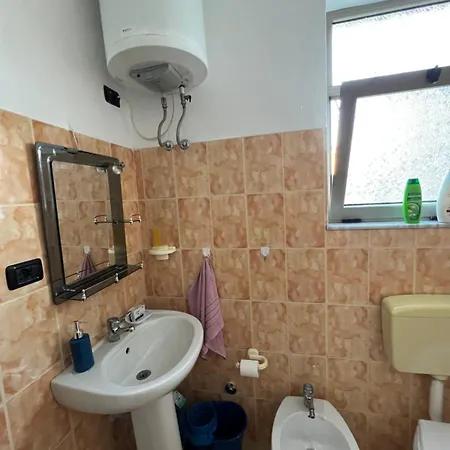 Dibra Near Center Of Hotel Shkoder